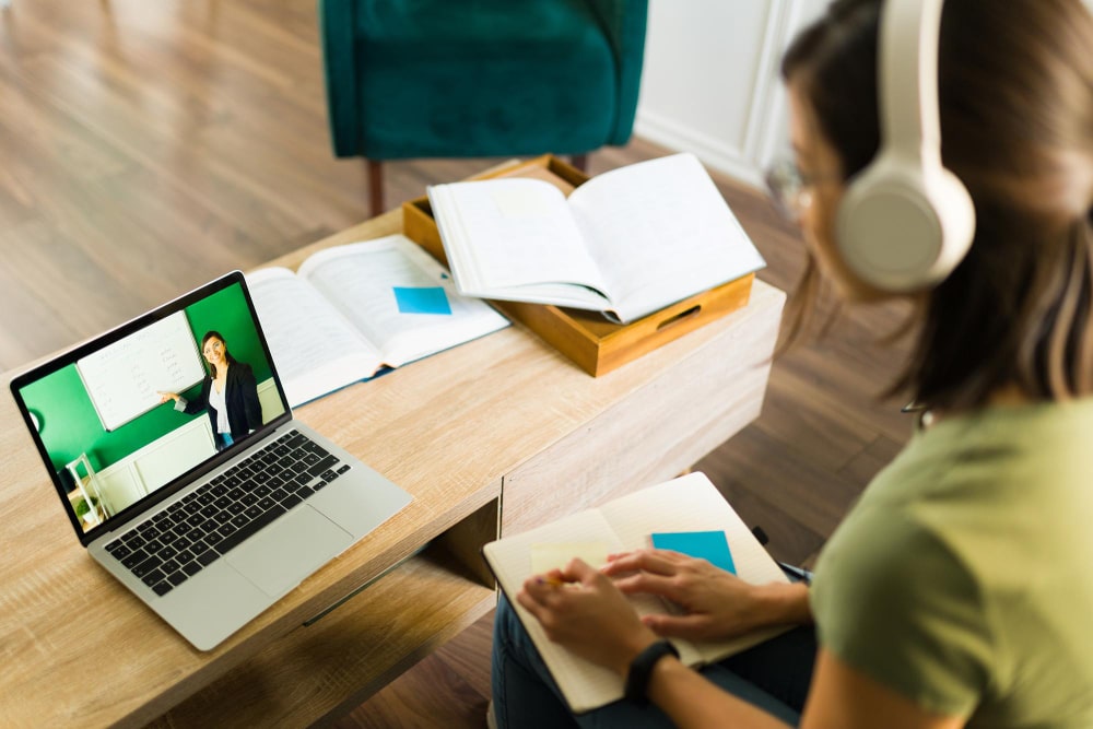 online courses are helping to reshape learning and education